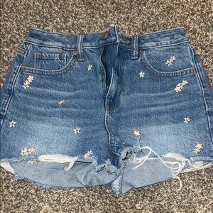 Floral Embroidered Denim Women's Shorts